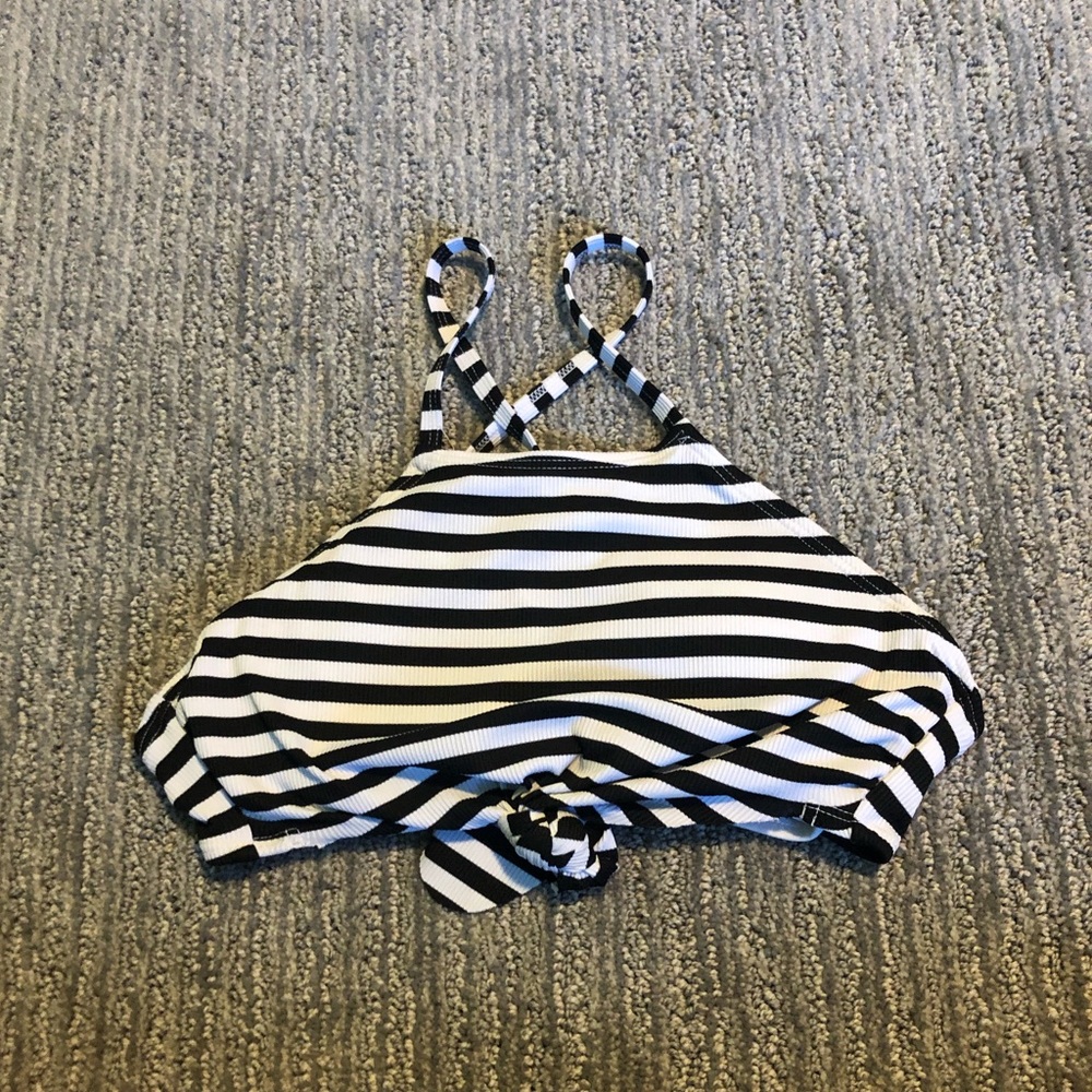 Black and white halter Bikini top